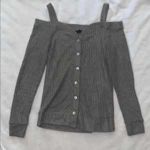 Off-the-shoulder long sleeve sweater